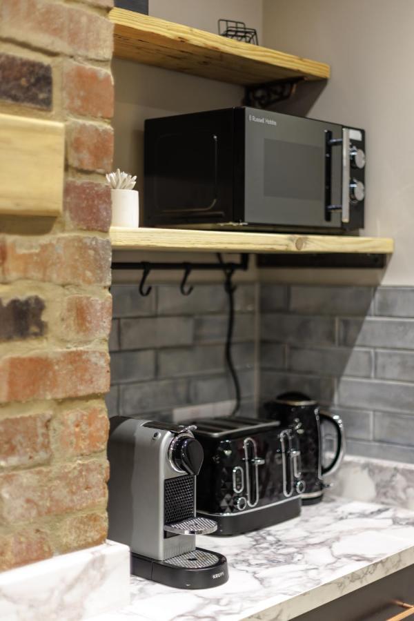 The Getaway! 3 Bed House - Plymouth - Sleeps 7 - Free Parking - Habita Property Exterior foto
